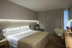 hotel jacuzzi habitacion barcelona